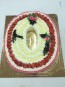 Torta panna e fragole o frutta